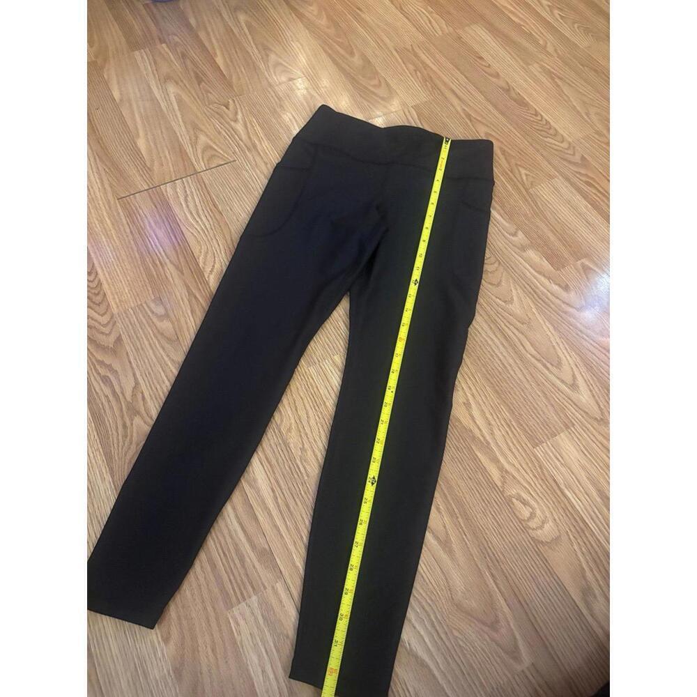 Old Navy Active High Rise Leggings Size Medium - Picture 4 of 8